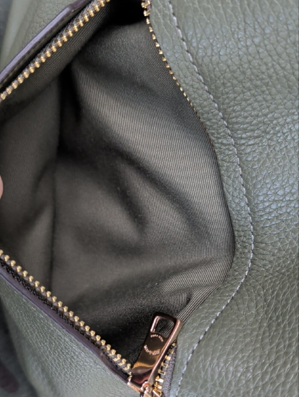 Coach Abbey (F31507) Pebbled Leather Olive Green Shoulder/Crossbody EUC - Picture 8 of 11